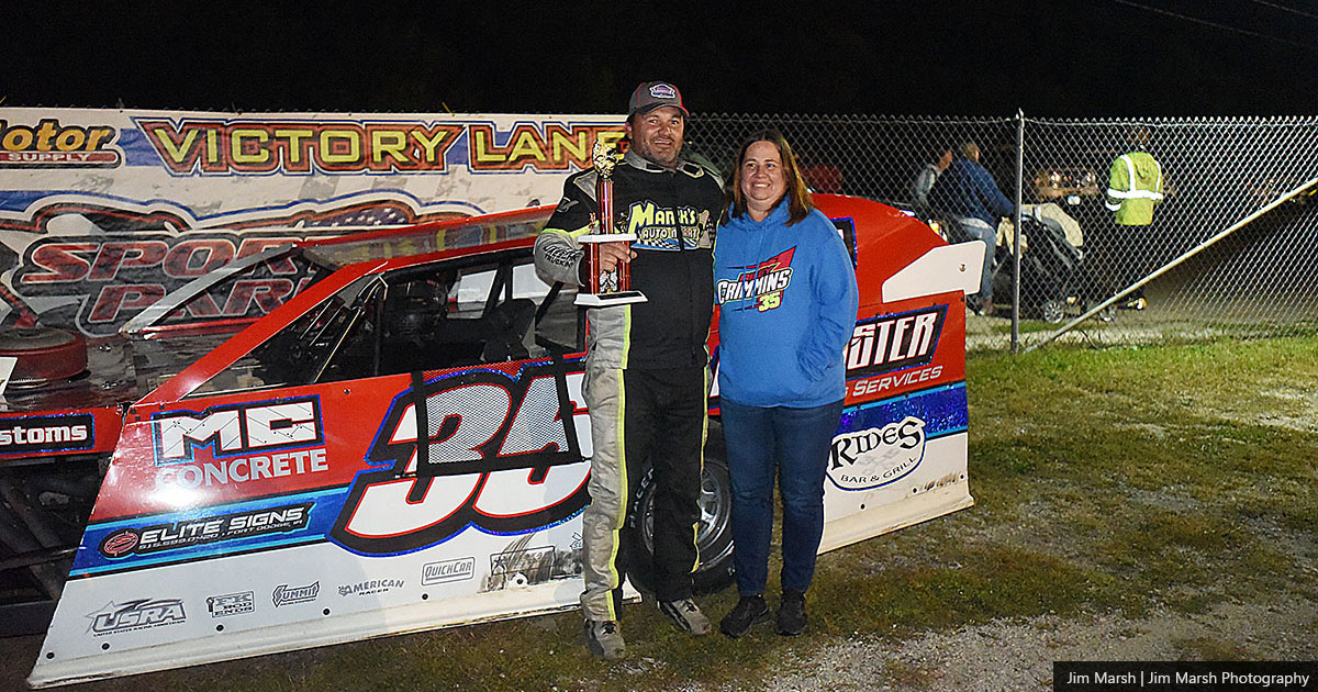 Bill Crimmins won the United Plant Services USRA Modified main event.